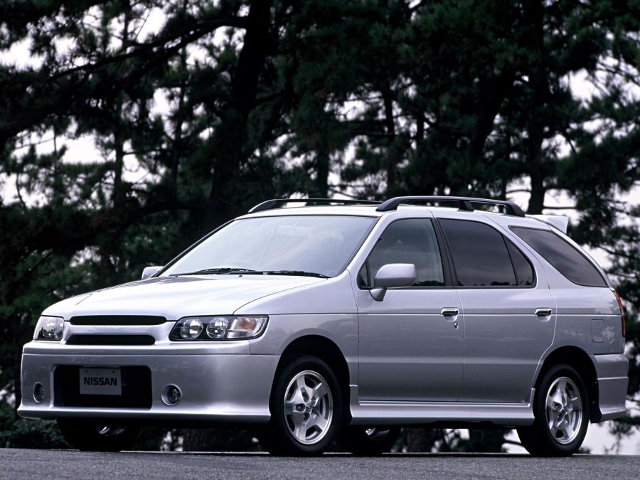 Nissan Rinessa Autech Axis 1997 года